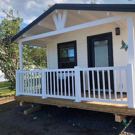 Les Chalets De La Colline Inc Baie-Sainte-Catherine Exterior foto